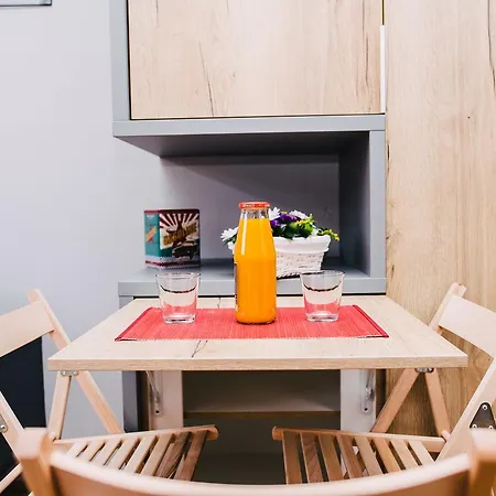 Appartamento Cozy Apt. In The Heart Of Old Town- Free Parking *
