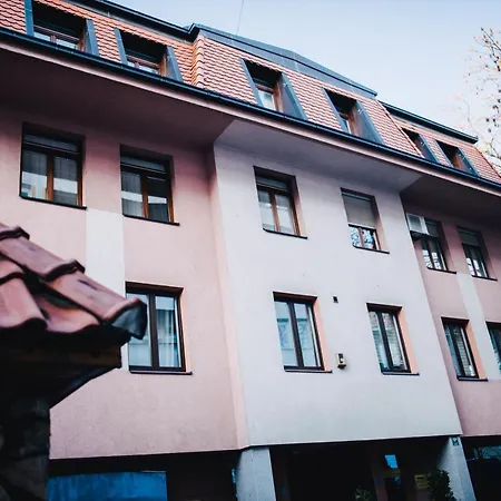 Cozy Apt. In The Heart Of Old Town- Free Parking Sarajevo